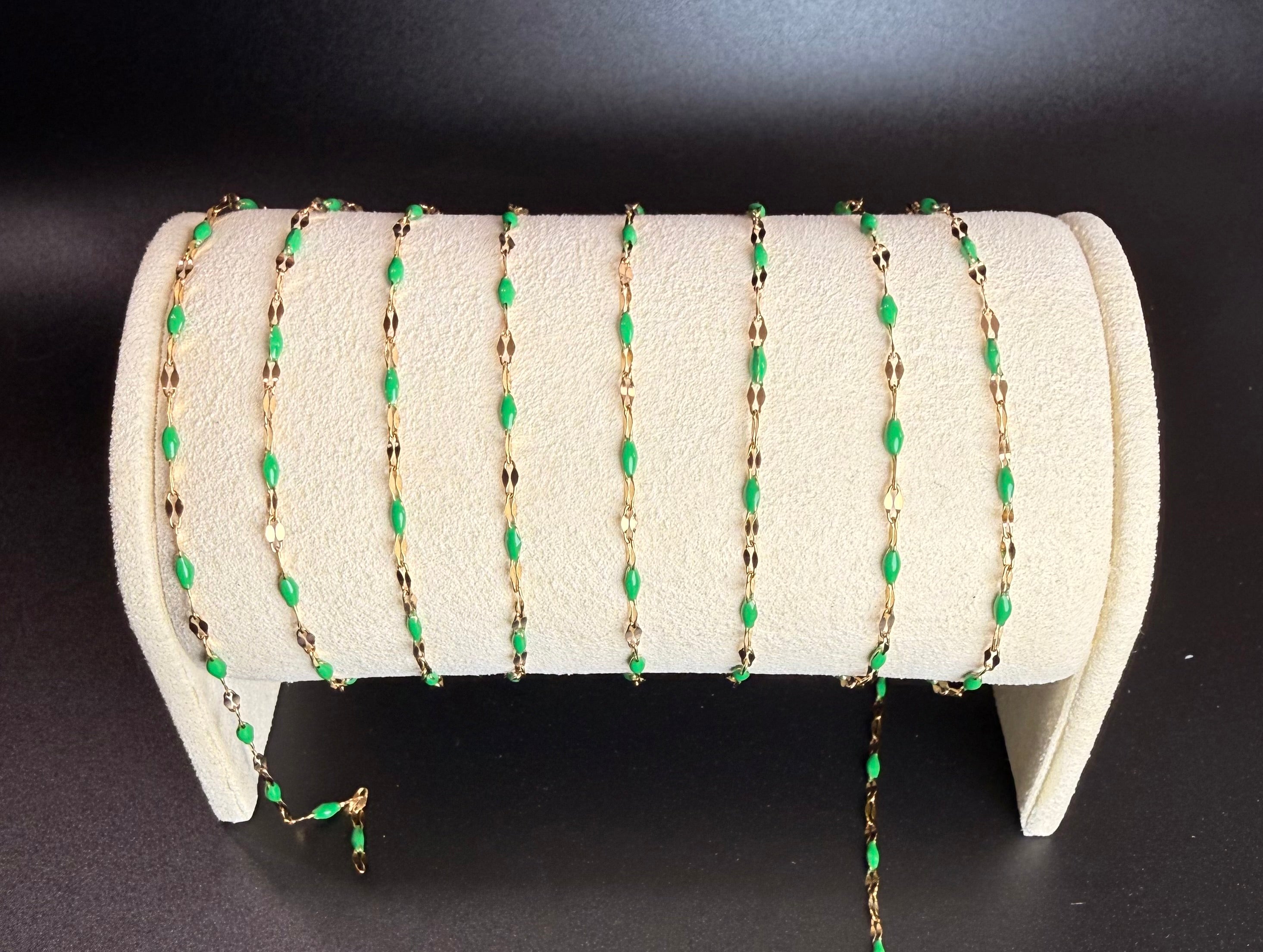Stainless Steel Lip Chain with Light Green Enamel